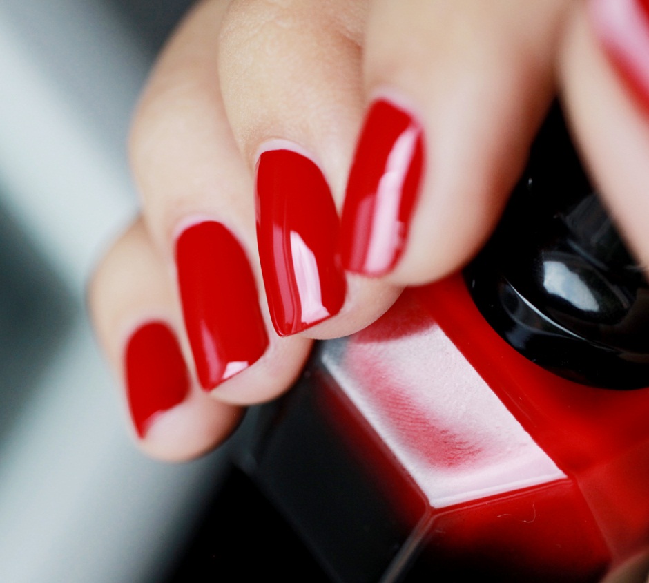 Vernis à ongles rouge
